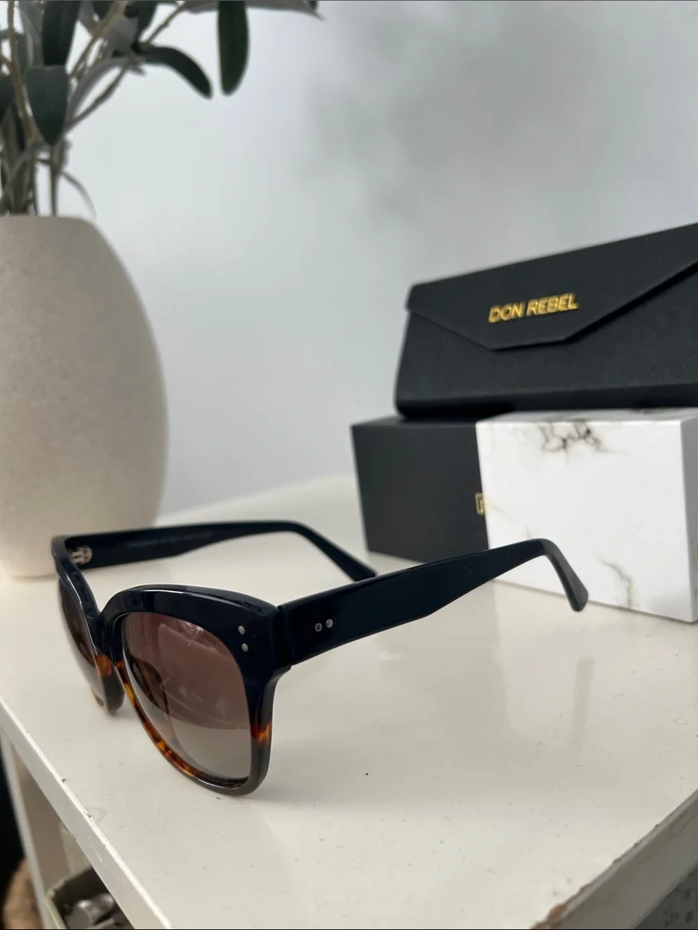 Women's Navy and Tortoiseshell Oversized Sunglasses